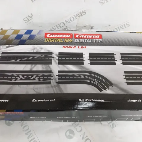 BOXED CARRERA DIGITAL 124/132 SCALE 1:24 EXTENSION SET