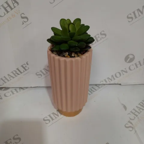 DECORATIVE FAKE PLANT IN CERAMIC VASE 