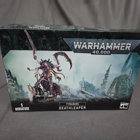 WARHAMMER 40,000 TYRANIDS - DEATHLEAPER -1 MINIATURE