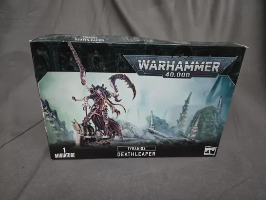 WARHAMMER 40,000 TYRANIDS - DEATHLEAPER -1 MINIATURE