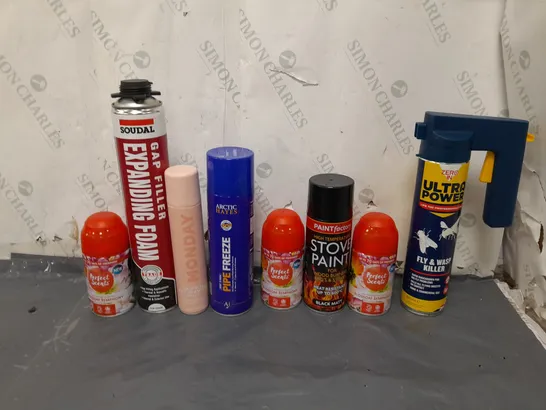 APPROXIMATELY 12 ASSORTED AEROSOLS TO INCLUDE AIR FRESHENER, STOVE PAINT, AND FLY AND WASP KILLER ETC. 