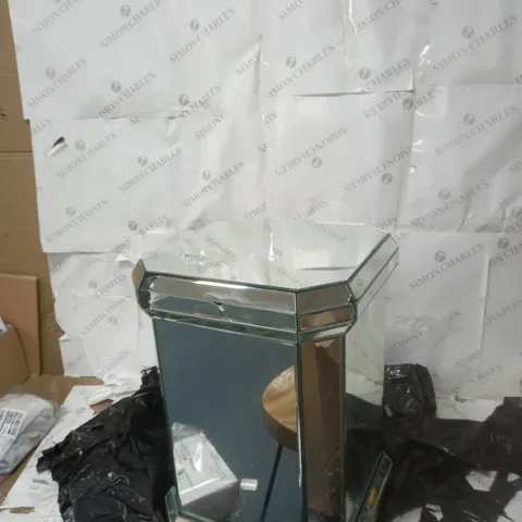 BOXED MIRRORED PLINTH LAMP TABLE
