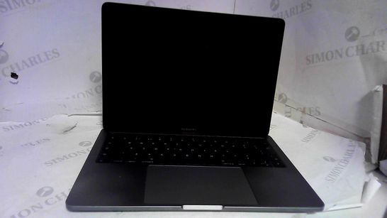 GREY APPLE MACBOOK PRO CORE I5 256GB