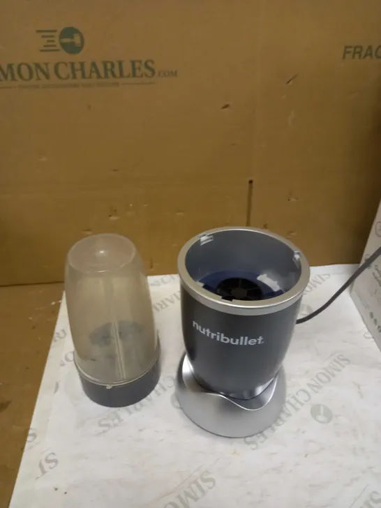 NUTRIBULLET 600 SERIES - NUTRIENT EXTRACTOR HIGH SPEED BLENDER - 600 W - GRAPHITE