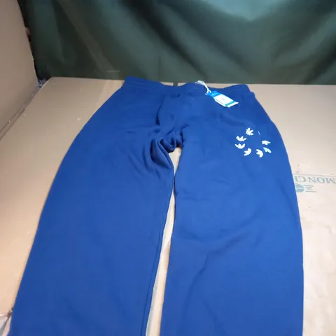 NAVY BLUE ADIDAS JOGGERS SIZE XL 