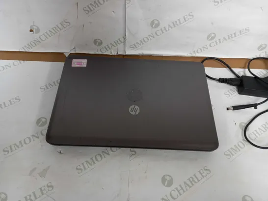 HP 655 LAPTOP, AMD E2-1800, 4GB RAM, 300GB HDD