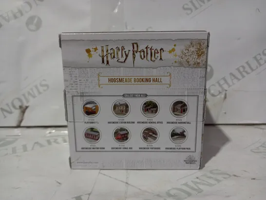 HORNBY HARRY POTTER HOGSMEADE BOOKING HALL