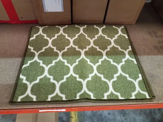 WITTROCK GEOMETRIC MACHINE WOVEN GREEN AREA RUG