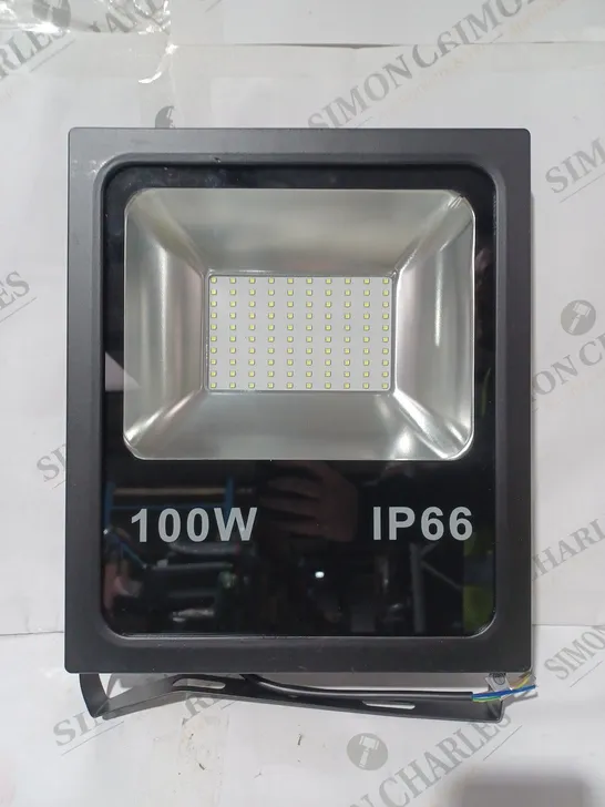 BOXED GOODWIN GW6610 FLOODLIGHT