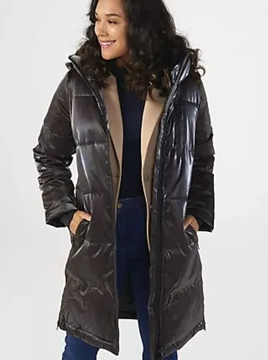 NUAGE LIQUID SHINE 3/4 COAT WITH SIDE ZIPPERS & HOOD COFFEE EXTRA LARGE