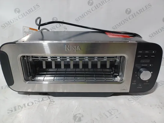 BOXED NINJA 2 IN 1 TOASTER & GRILL ST100UK