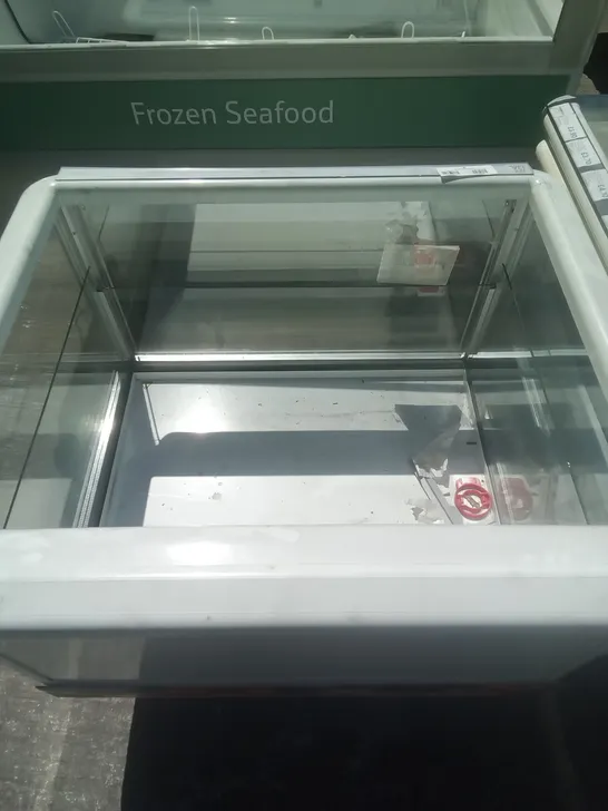 COMMERCIAL SMALL SELF SERVE FREEZER 