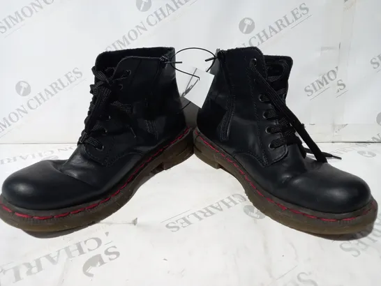 PAIR OF RIEKER LACE UP ANKLE BOOTS BLACK - SIZE 6.5