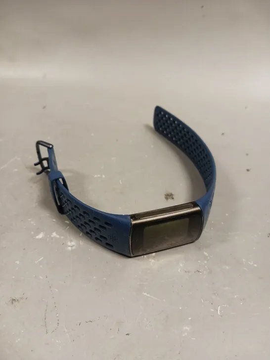 FITBIT CHARGE ACTIVITY TRACKER WATCH - MODEL UNSPECIFIED