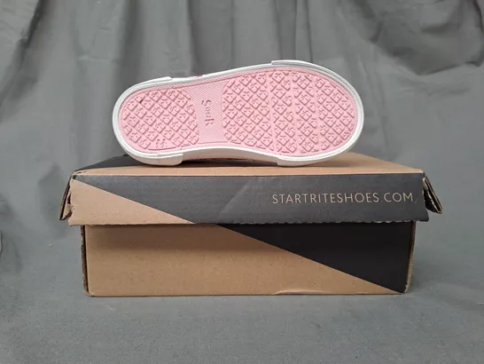 BOXED PAIR OF START RITE KIDS CANVAS SHOES IN PINK W. LOVEHEART DESIGN EU SIZE 24