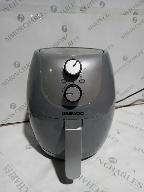 BOXED DAEWOOD 4 LITRE AIR FRYER 