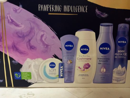 3 X BATHING & SKIN CARE GIFT SETS FOR HER: FCUK, NIVEA & LA PALOMA