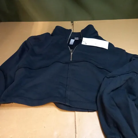 REVIVE HALF ZIP SWEATSHIRT US SIZE 8