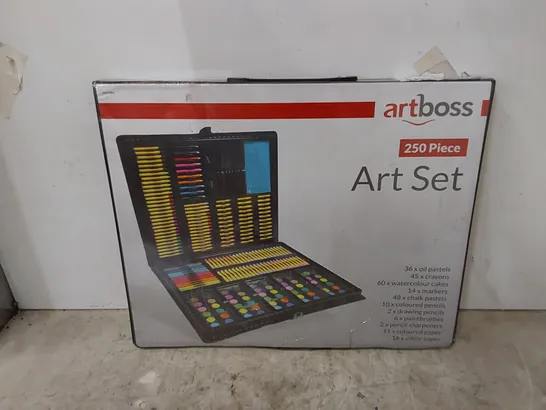 BOXED 250pc ART DRAWING SET 