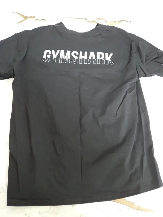 GYMSHARK FRACTION OVERSIZED T-SHIRT IN BLACK - LARGE