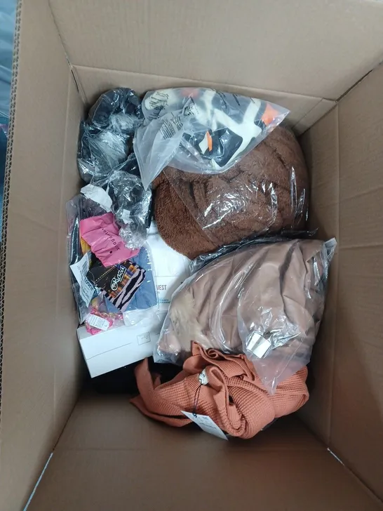 BOX OF APPROX. 50 ASSORTED CLOTHING VARYING IN SIZE/COLOUR/STYLE TO INCLUDE:  TOPS, TROUSERS, JUMPERS