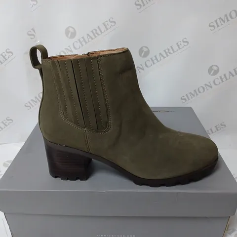 BOXED PAIR OF VIONIC WILMA ANKLE BOOTS OLIVE SIZE 6