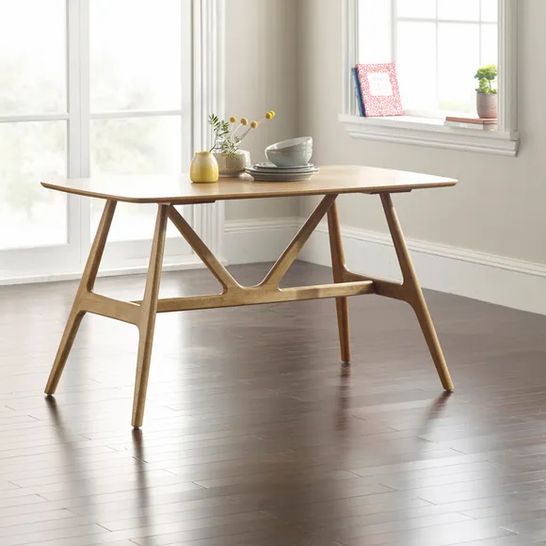 BOXED GORAN DINING TABLE OAK (1 BOX)