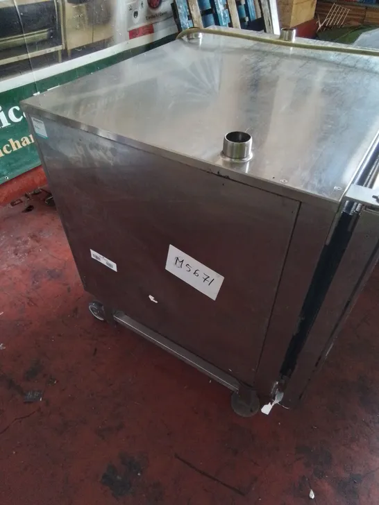 COMMERCIAL BKI COMBI OVEN