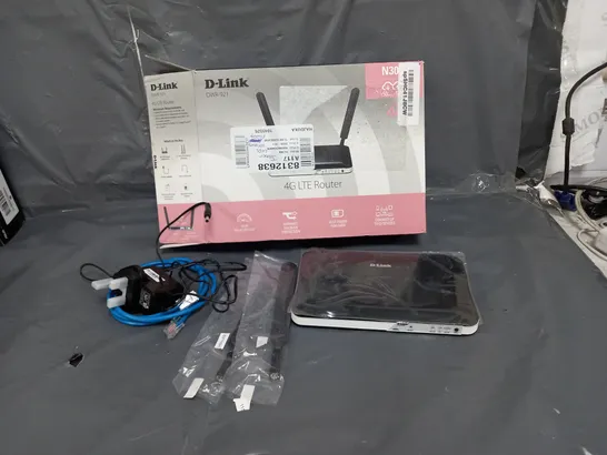 BOXED D-LINK DWR-921 N300 4G LTE ROUTER