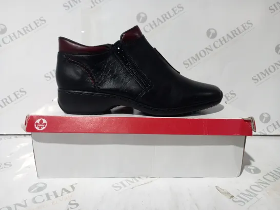 BOXED PAIR OF RIEKER SHOES IN BLACK UK SIZE EU SIZE 40