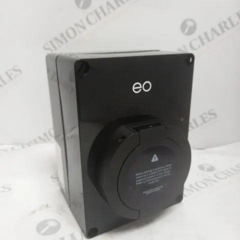 BOXED EO MINI PRO 2 7.2KW/32A 1-PHASE SMART CHARGING SOCKET 