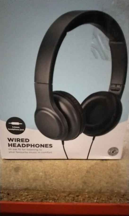 WIRE HEADPHONES