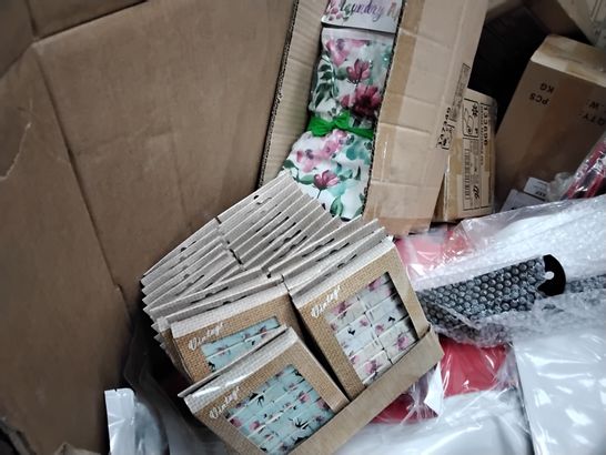 PALLET OF ASSORTED ITEMS INCLUDING, PET DOORS, JIGSAW PUZZLES, BIKE WALL HANGERS, BOOKS, FLORALLAUNDRY APRONS, DECORATED CLOTHES PEGS,RECHARGEABLE AIR PUMPS,WEB CAMS,