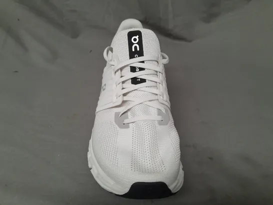 PAIR OF ON CLOUDSWIFT SHOES IN OFF-WHITE UK SIZE 9