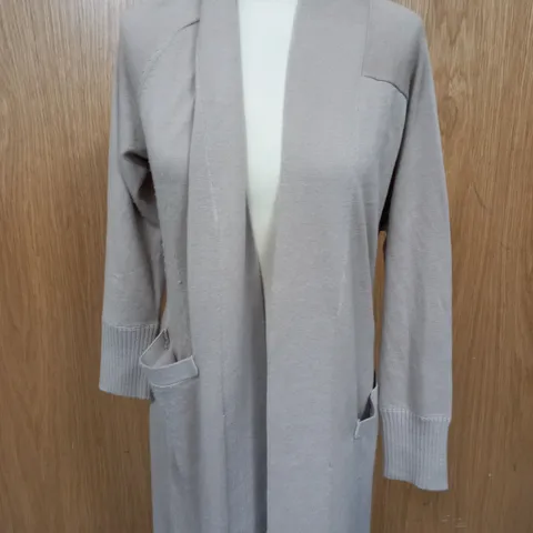 BEN DE LISI BELTED CARDIGAN IN STONE SMALL