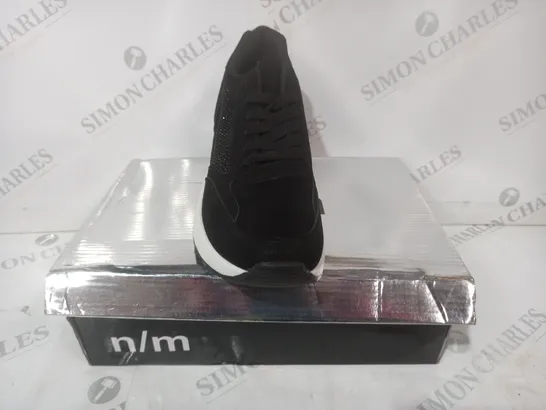 BOXED PAIR OF N/M SHOES IN BLACK UK SIZE 7