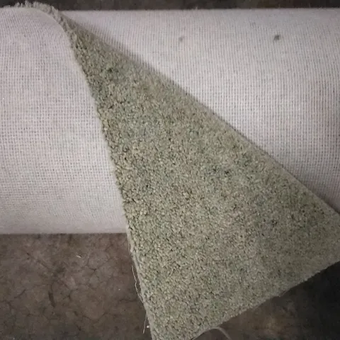 ROLL OF QUALITY CARPET RUNNER MINT GREEN APPROXIMATELY 95CM X SIZE UNSPECIFIED