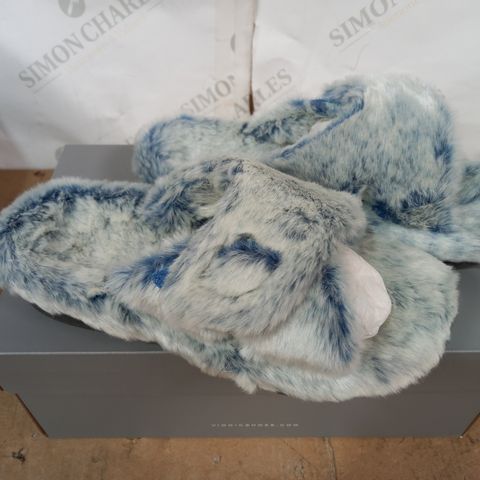 BOXED PAIR OF VIONIC WHITE/BLUE FAUZ FUR SLIP ON MULE-STYLE SLIPPERS WITH NON-MARKING SOLES, UK SIZE 3
