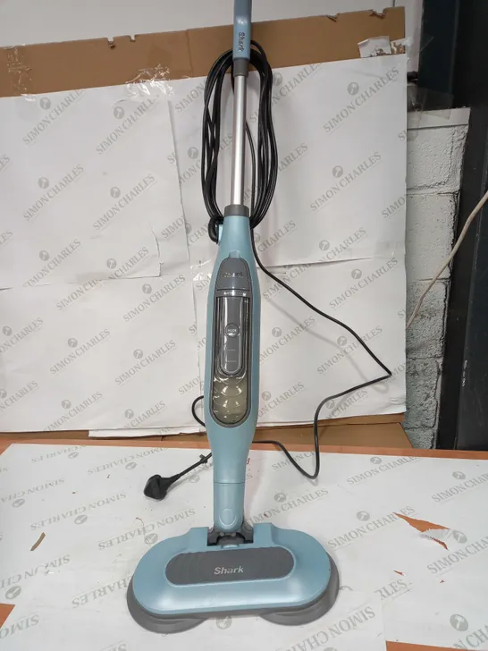 SHARK STEAM FLOOR MOP