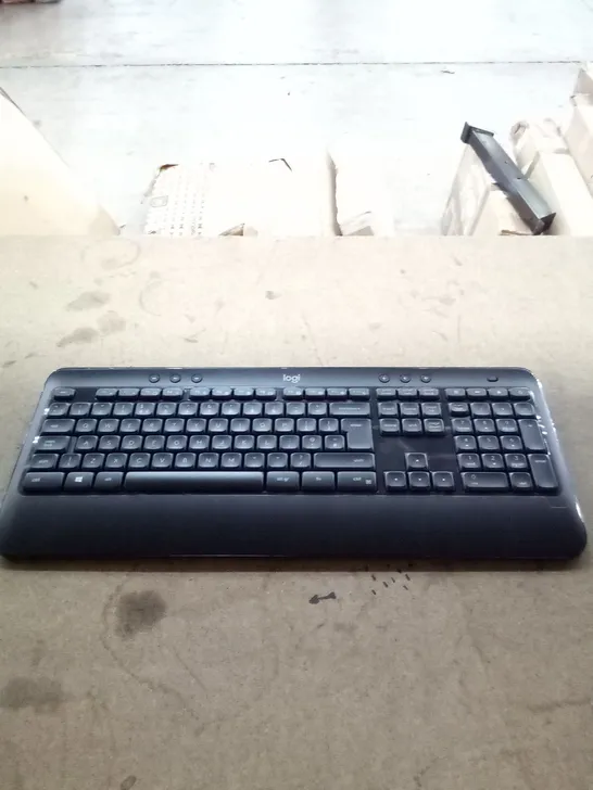 BOXED LOGITECH MK540 WIRELESS KEYBOARD 