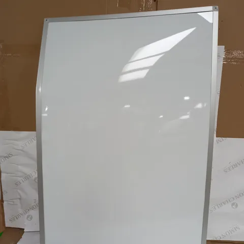 BOARDSPLUS MAGNETIC WHITEBOARD - ALUMINIUM FRAME 90X60CM