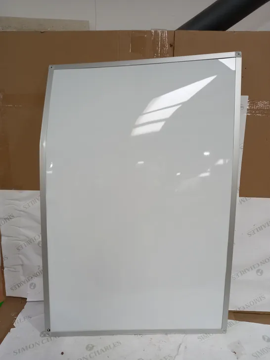 BOARDSPLUS MAGNETIC WHITEBOARD - ALUMINIUM FRAME 90X60CM