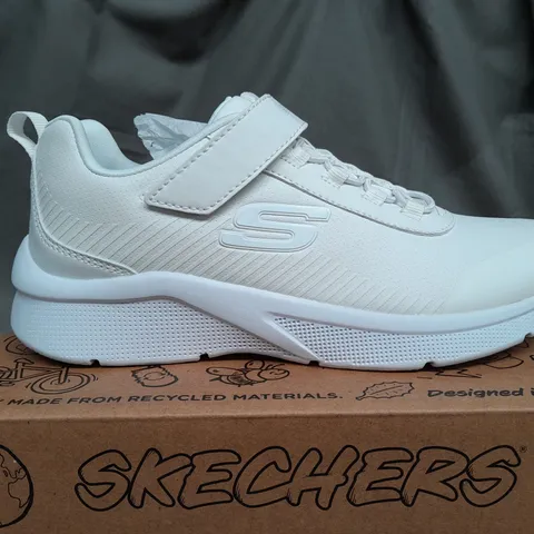 BOXED SKECHERS WHITE VELCRO TRAINERS - UK KIDS 3