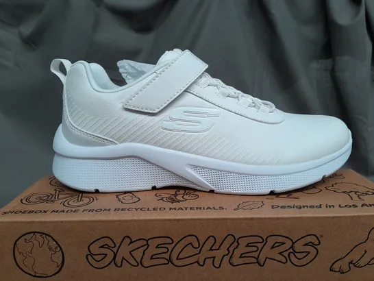 BOXED SKECHERS WHITE VELCRO TRAINERS - UK KIDS 3