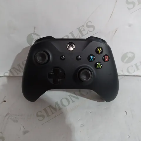 XBOX ONE WIRELESS CONTROLLER IN BLACK