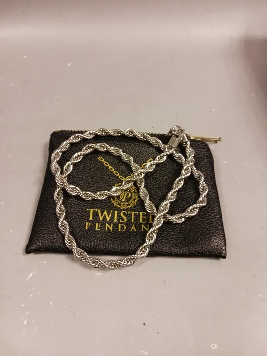 TWISTED PENDANT SILVER ROPE CHAIN 