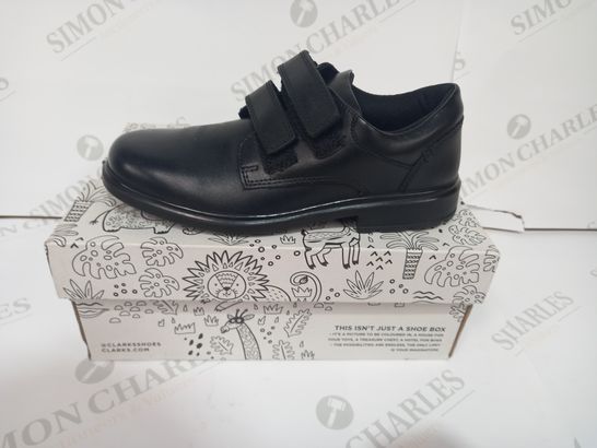 BOXED PAIR OF CLARKS FAUX LEATHER SHOES IN BLACK UK SIZE 1