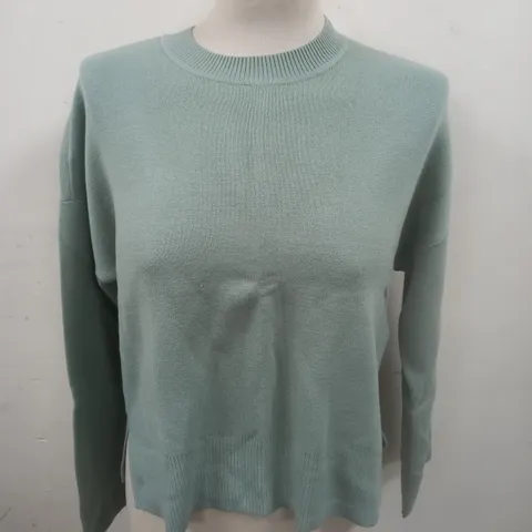 ABERCROMBIE & FITCH GREEN SWEATER - XS
