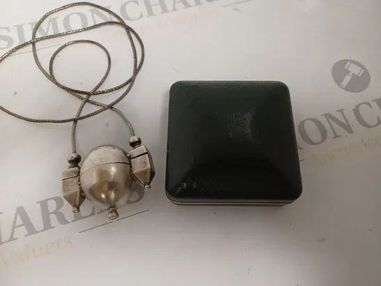 VINTAGE LINGAM BOX PENDANT NECKLACE 