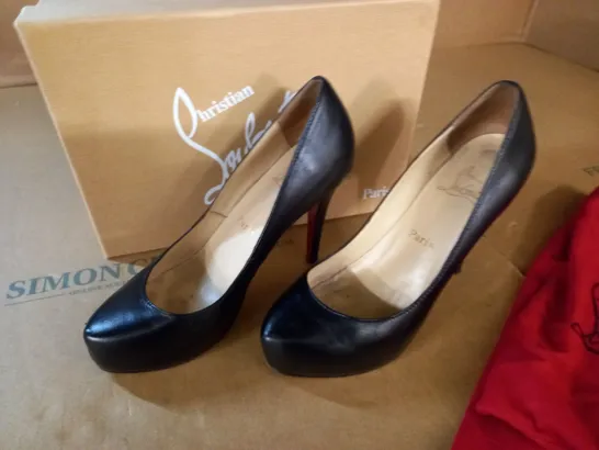 PAIR OF CHRISTIAN LOUBOUTIN BLACK HEELS - 40